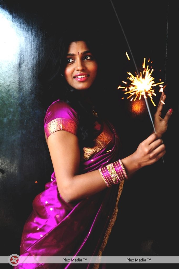 Aravaan Heroine Dhansika in saree - Stills | Picture 110088